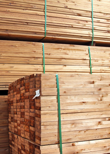 UPDATE: North American Lumber Market Adjusts in April